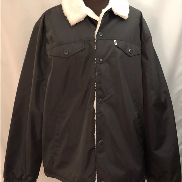 LEVI’S Men’s Sherpa Coach Trucker Jacket - Picture 3 of 8